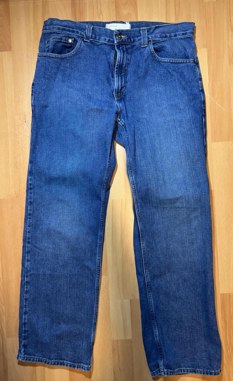 Perry Ellis Cottons Jeans Mens 34x30 Blue Straight Leg Classic Fit Denim Pants